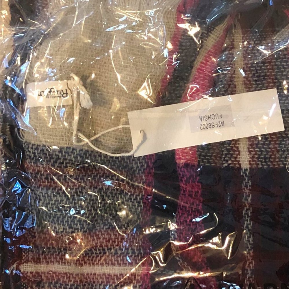 MUST GO, SALE ENDS 12/28 Plaid Scarf - Picture 2 of 3